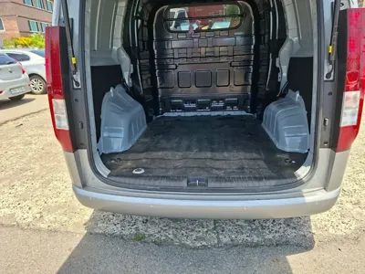 Hyundai Staria 2025, 69455 км, за 18851.97 USD