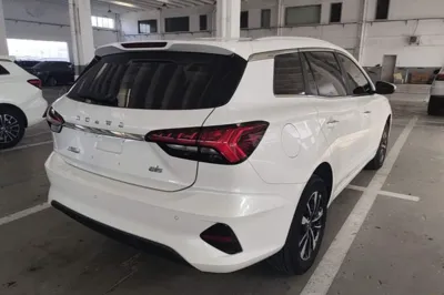 Roewe ei5 2021, 75100 км, за 11135 USD - фото 6