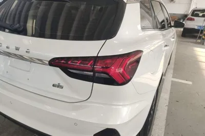 Roewe ei5 2021, 75100 км, за 11135 USD - фото 9