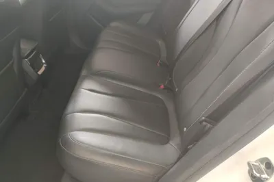 Roewe ei5 2021, 75100 км, за 11135 USD - фото 20