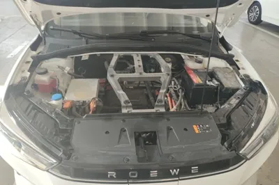 Roewe ei5 2021, 75100 км, за 11135 USD - фото 24