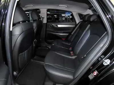 Hyundai Grandeur 2018, 127221 км, за 8131.68 USD - фото 7