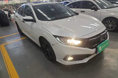 Honda Civic 2019, 35400 км, за 11423 USD