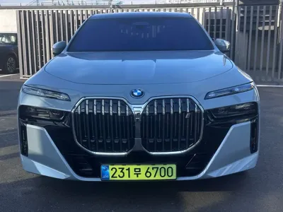 BMW i7 2025, 12250 км, за 92538.76 USD