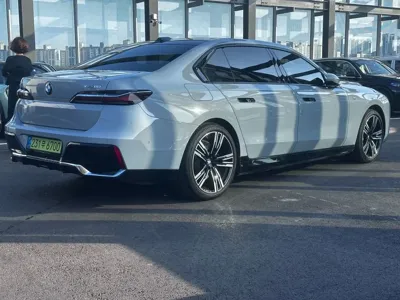 BMW i7 2025, 12250 км, за 92538.76 USD