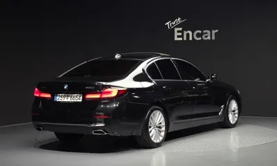 BMW 5-Series 2022, 109971 км, за 22465.32 USD