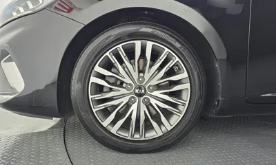 Kia K7 2020, 100558 км, за 12890.01 USD