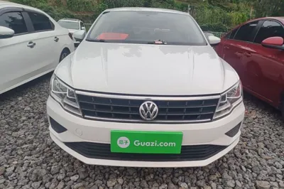 Volkswagen Jetta 2017, 43500 км, за 5748 USD