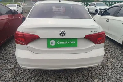 Volkswagen Jetta 2017, 43500 км, за 5748 USD