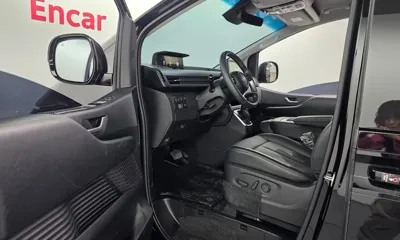 Hyundai Staria 2025, 24612 км, за 24269.93 USD - фото 11