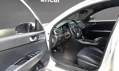 Kia K5 2017, 141558 км, за 5682.19 USD - фото 11