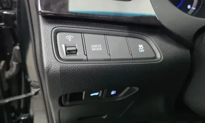 Hyundai Grandeur 2017, 108686 км, за 5883.13 USD - фото 14