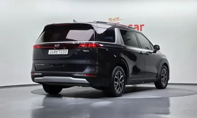 Kia Canival 2021, 76248 км, за 12936.35 USD