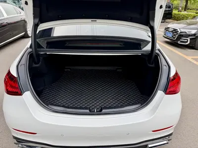 Mercedes-Benz C-Class 2023, 43000 км, за 27044.8 USD - фото 21