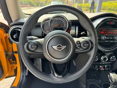 MINI MINI 2016, 50000 км, за 6235.88 USD