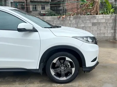 Honda Vezel 2014, 70000 км, за 5856.27 USD