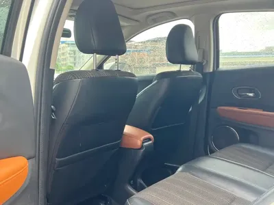 Honda Vezel 2014, 70000 км, за 5856.27 USD - фото 8