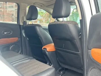 Honda Vezel 2014, 70000 км, за 5856.27 USD - фото 11