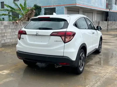 Honda Vezel 2014, 70000 км, за 5856.27 USD - фото 15