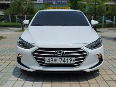 Hyundai Avante · 2018 год