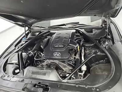 Hyundai Genesis 2016, 162784 км, за 5579.62 USD