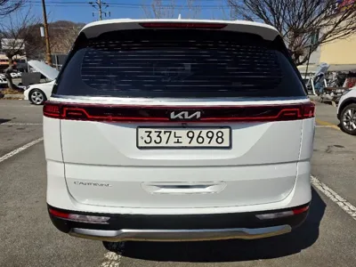 Kia Canival 2022, 80234 км, за 16923.87 USD