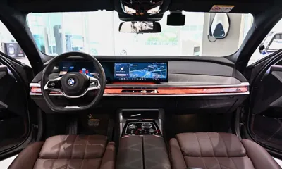 BMW 7-Series 2023, 17933 км, за 58548.06 USD - фото 10