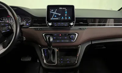 Hyundai Starex 2019, 96590 км, за 12493.4 USD - фото 14