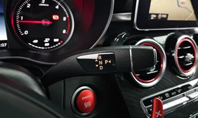 Mercedes-Benz C-Class 2016, 122881 км, за 9846.29 USD - фото 9