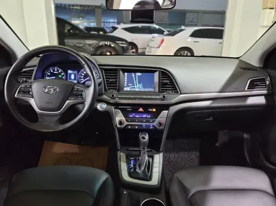 Hyundai Avante 2017, 67297 км, за 7144.25 USD - фото 9
