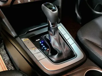 Hyundai Avante 2017, 67297 км, за 7144.25 USD - фото 16