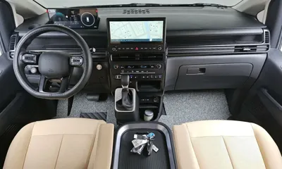 Hyundai Staria 2026, 822 км, за 27947.9 USD - фото 7