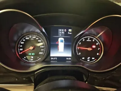 Mercedes-Benz V-Class 2018, 42900 км, за 19566.36 USD