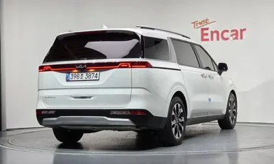 Kia Canival 2023, 26086 км, за 17524.44 USD