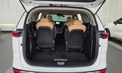 Kia Canival 2023, 26086 км, за 17499.36 USD - фото 20