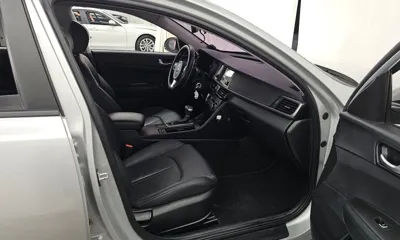 Kia K5 2018, 114220 км, за 4957.7 USD - фото 11