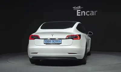 Tesla Model 3 2020, 98937 км, за 15960.92 USD