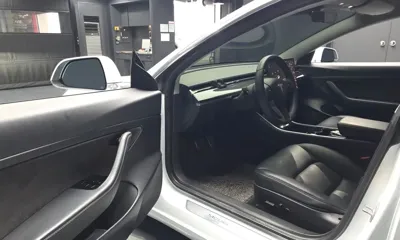 Tesla Model 3 2020, 98937 км, за 15960.92 USD - фото 10