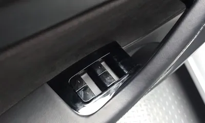 Tesla Model 3 2020, 98937 км, за 15960.92 USD - фото 33