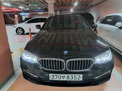 BMW 5-Series · 2019 год