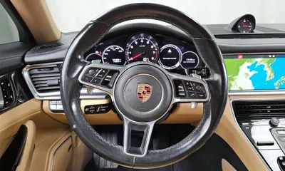 Porsche Panamera 2018, 150188 км, за 39083.01 USD - фото 13