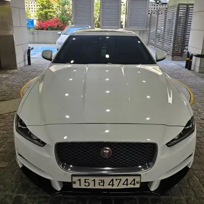 Jaguar XE · 2016 год