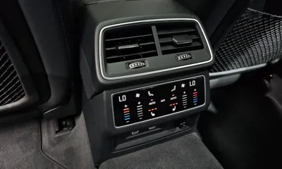 Audi A6 2023, 13100 км, за 26132.73 USD - фото 19
