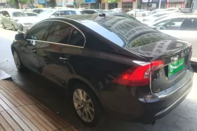 Volvo S60 2017, 56700 км, за 9336 USD - фото 13