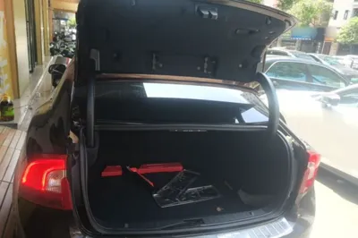 Volvo S60 2017, 56700 км, за 9336 USD - фото 27