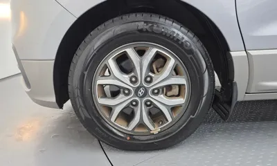 Hyundai Starex 2019, 45213 км, за 13335.95 USD