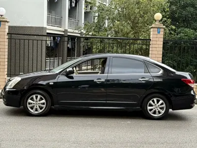 Nissan Sylphy 2015, 128000 км, за 2861.17 USD