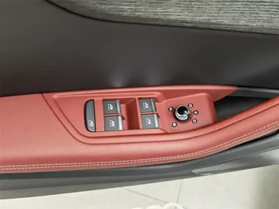 Audi A4L 2023, 44200 км, за 21514.12 USD - фото 9