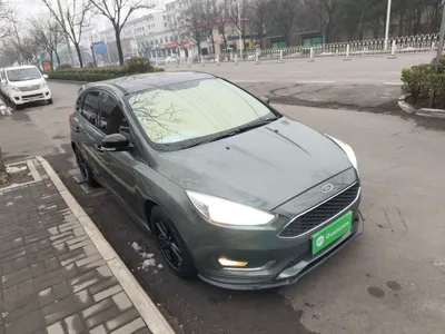 Ford Focus 2015, 114100 км, за 5409 USD - фото 4