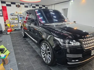 Land Rover Range Rover 2017, 191850 км, за 34527.71 USD